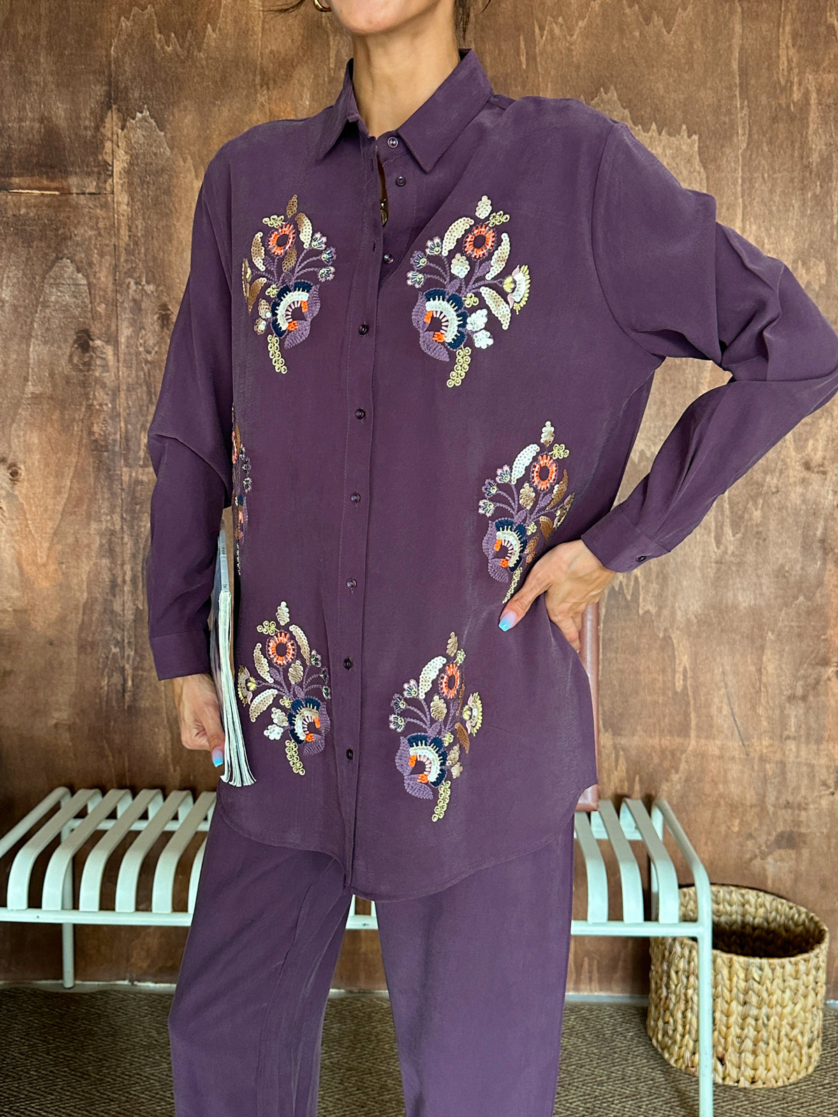 Çiçek İşlemeli Oversize Cupro Gömlek #2209